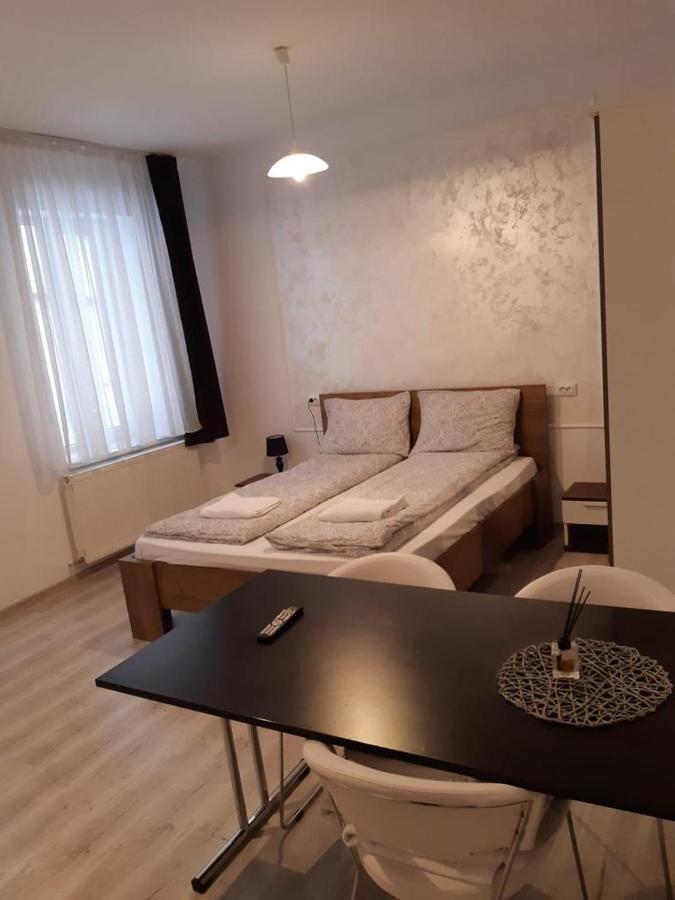Modern Apartament Central Old Town Braşov Eksteriør billede