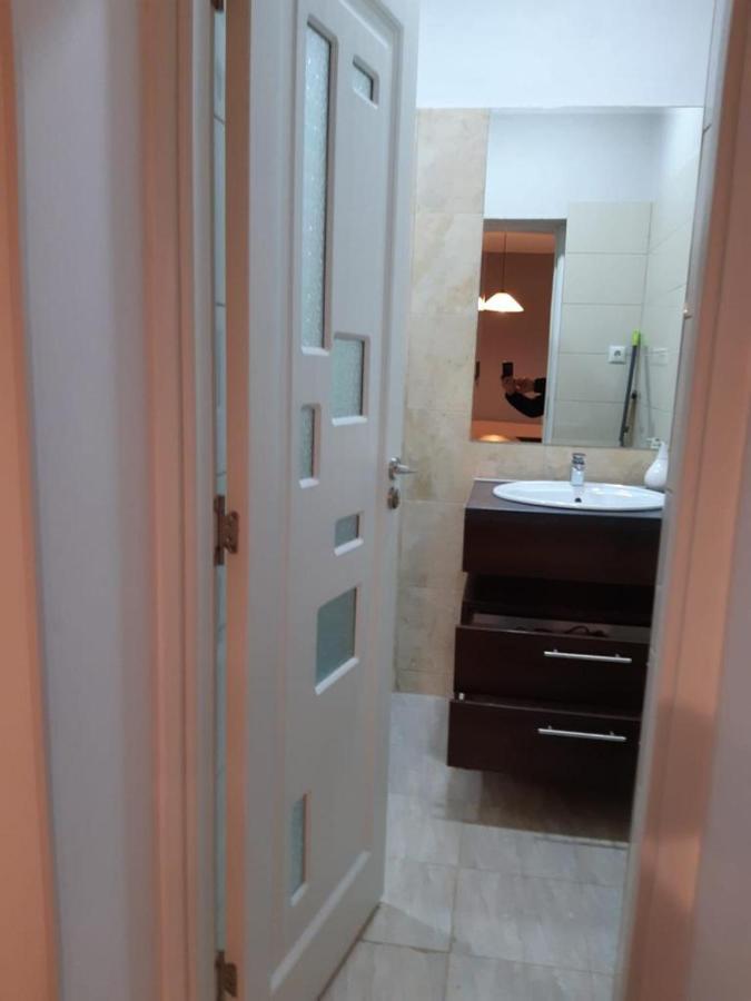 Modern Apartament Central Old Town Braşov Eksteriør billede
